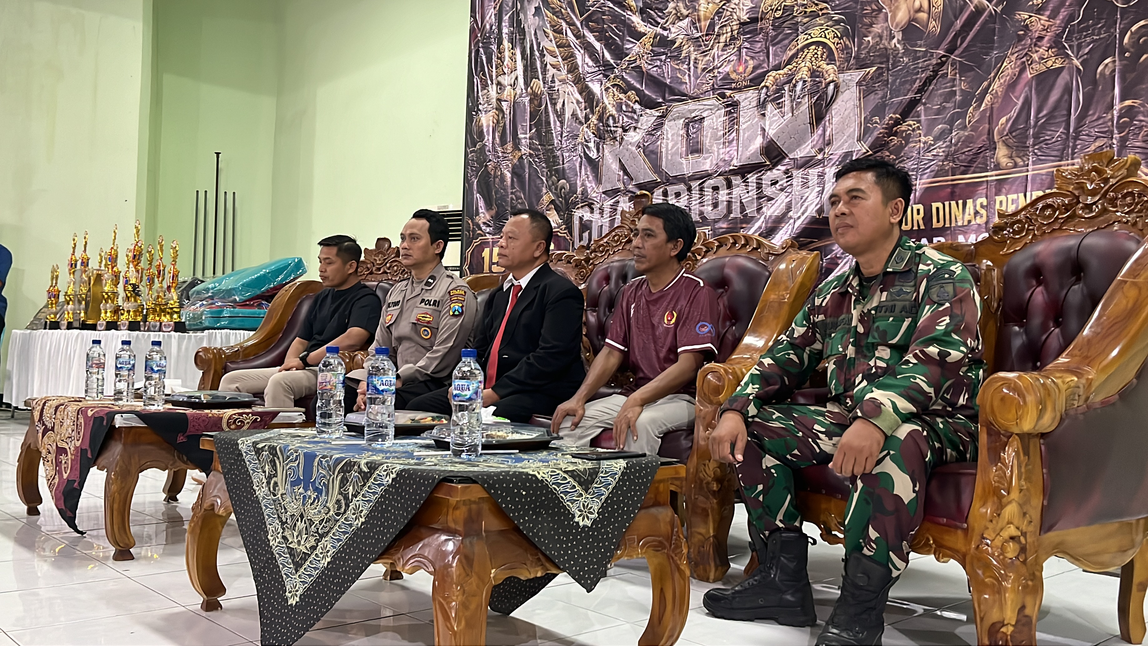 Parade Atlet KONI Championship I
